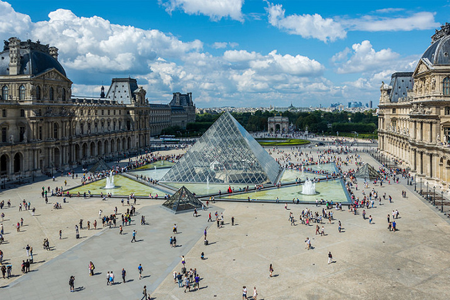 Tour Museo del Louvre